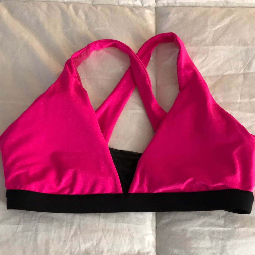 Demi Lovato Fabletics Pink Black sports bra M